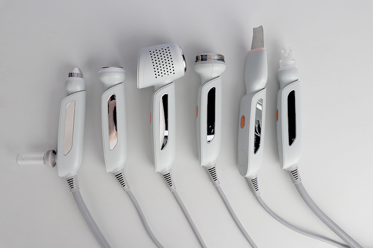 Appareil de soins du visage à jet d''eau oxygéné pour dermabrasion faciale anti-âge hydrodermabrasion