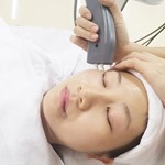 Appareil professionnel de raffermissement de la peau par RF 40,68 MHz