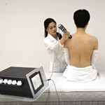 Machine de thérapie par ondes de choc focalisées pour la dysfonction érectile pour la rééducation de la douleur